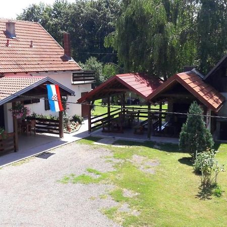 Apartments With A Parking Space Smoljanac, Plitvice - 12345 Dış mekan fotoğraf