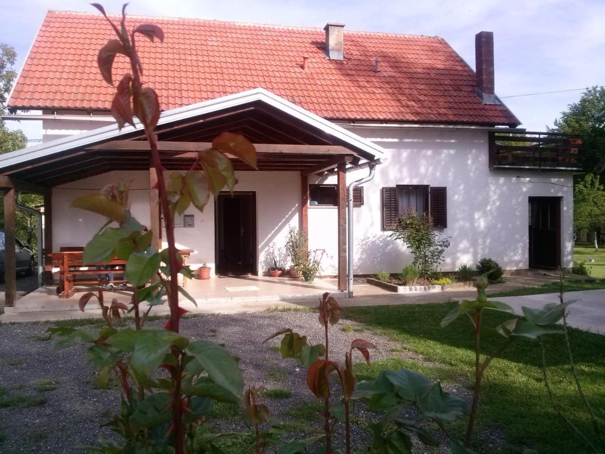 Apartments With A Parking Space Smoljanac, Plitvice - 12345 Dış mekan fotoğraf